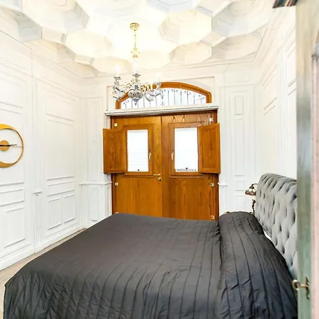 Lägenhet Navona Artist 8