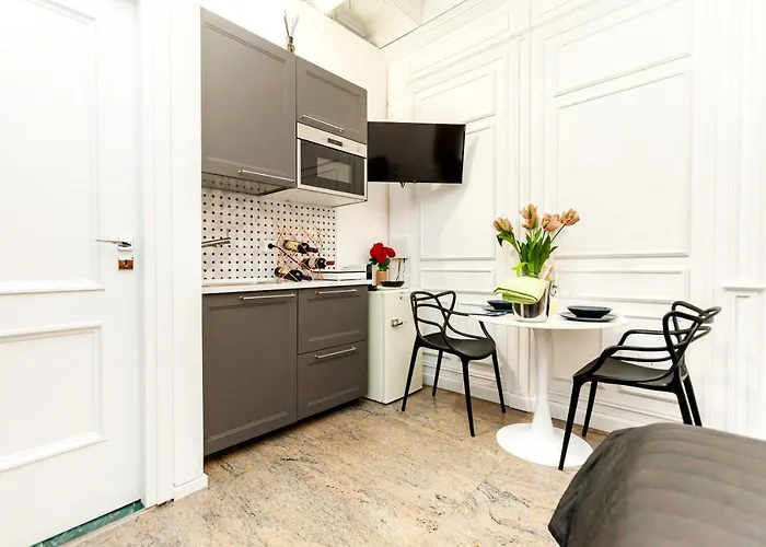 Διαμέρισμα Navona Artist 8 *